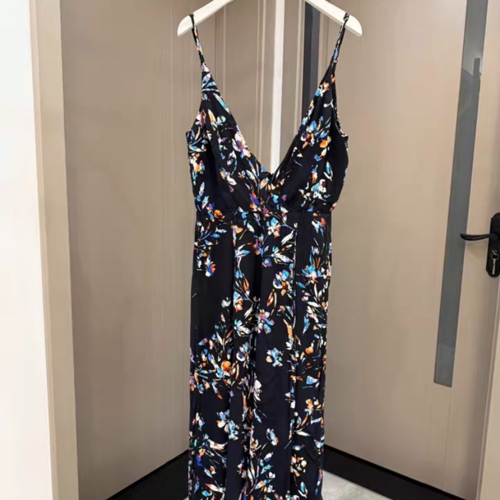 Olivaceous Black Sleeveless Maxi Dress